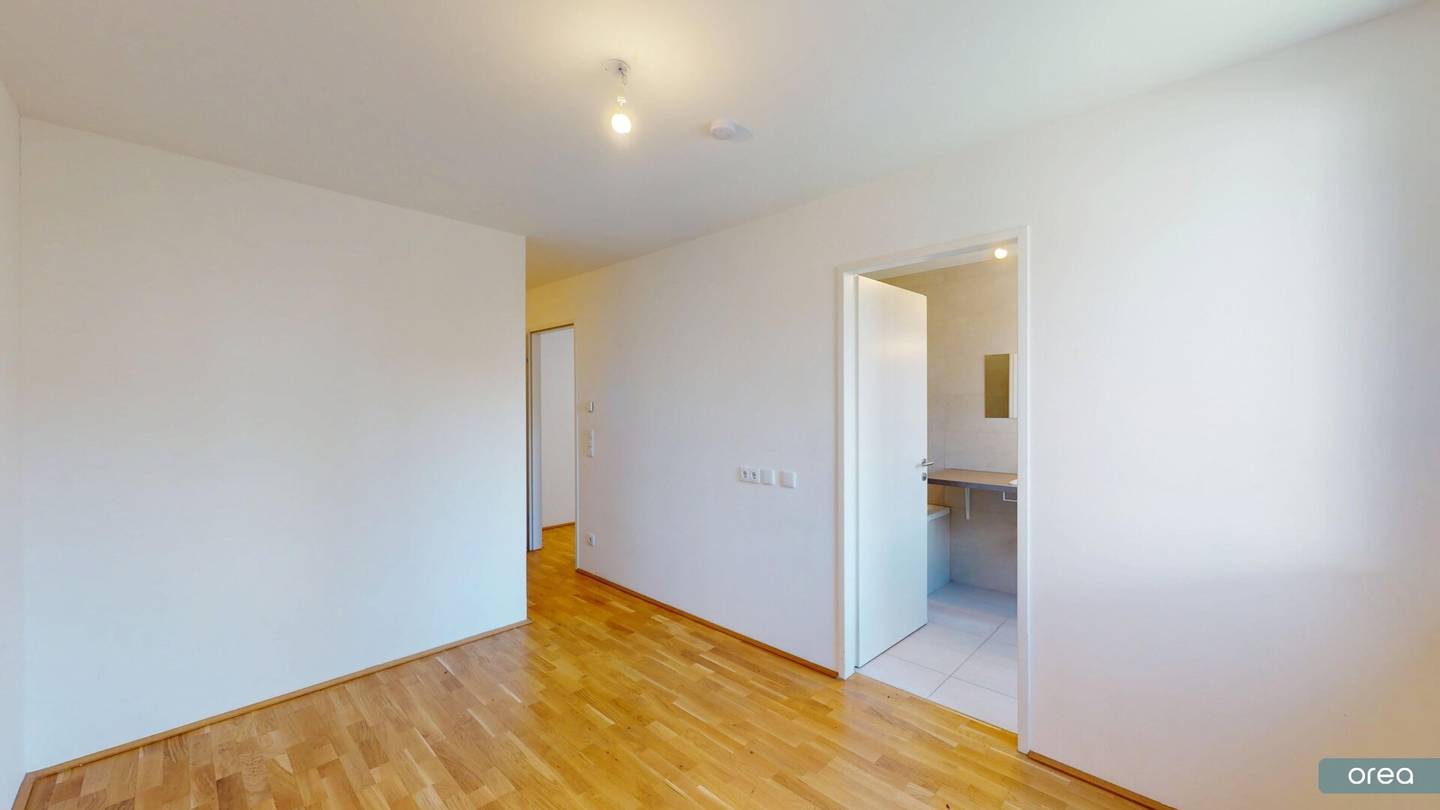 orea | Modern 2-room apartment with good public transport connections | Smart viewing · Rent online