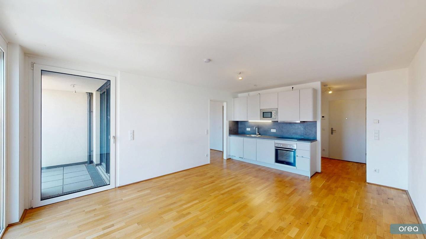 orea | Near Keplerplatz: 2-room apartment with loggia | Smart viewing · Rent online