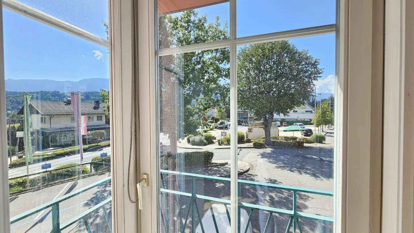 Großzügige 3-Zi Maisonette in Seeboden, 156 m², 2 Bäder, 2 Küchen, 3 WC´s, 1 Parkplatz, top Lage!