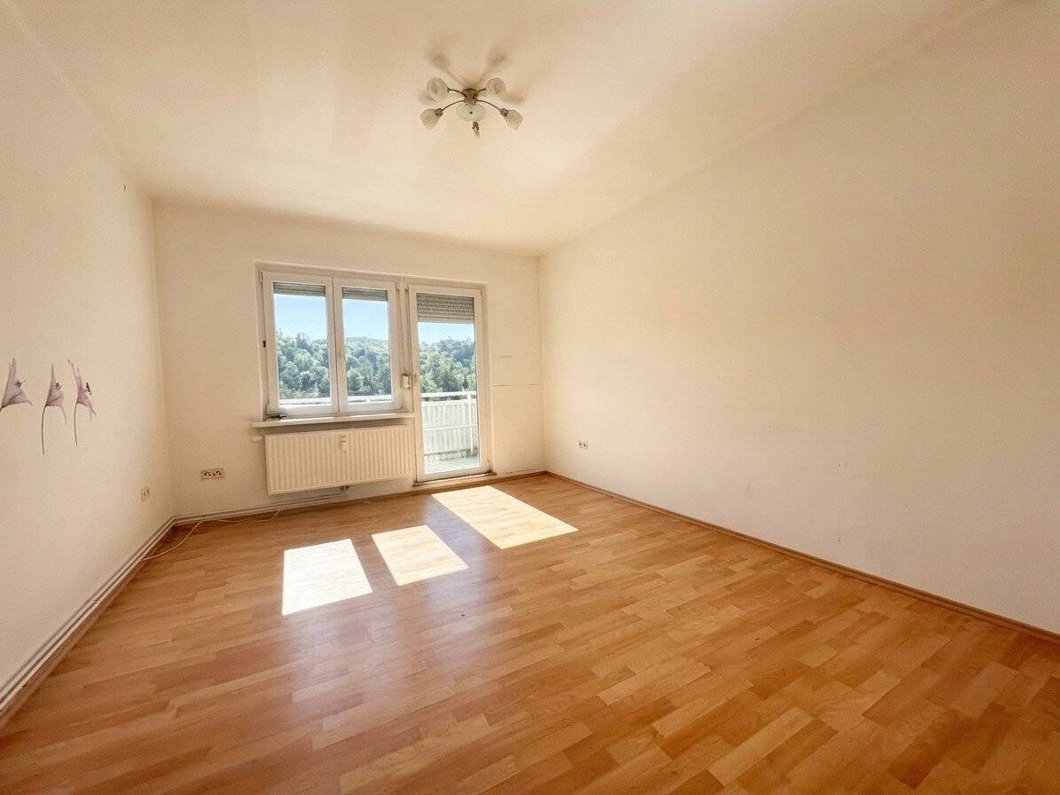 Cozy balcony apartment with distant view and parking space