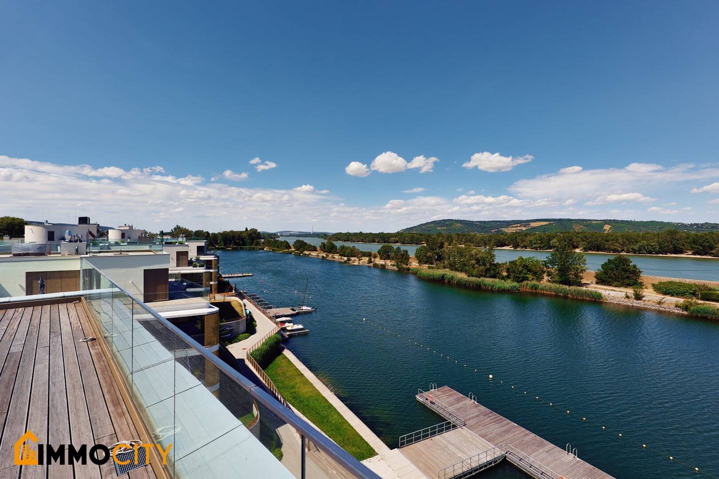 EXKLUSIVE PENTHOUSE-RESIDENZ DIREKT AM WASSER – CA. 363 M² &amp; RUND 485 M² PRIVATE FREIFLÄCHEN | THE SHORE, 1190 WIEN