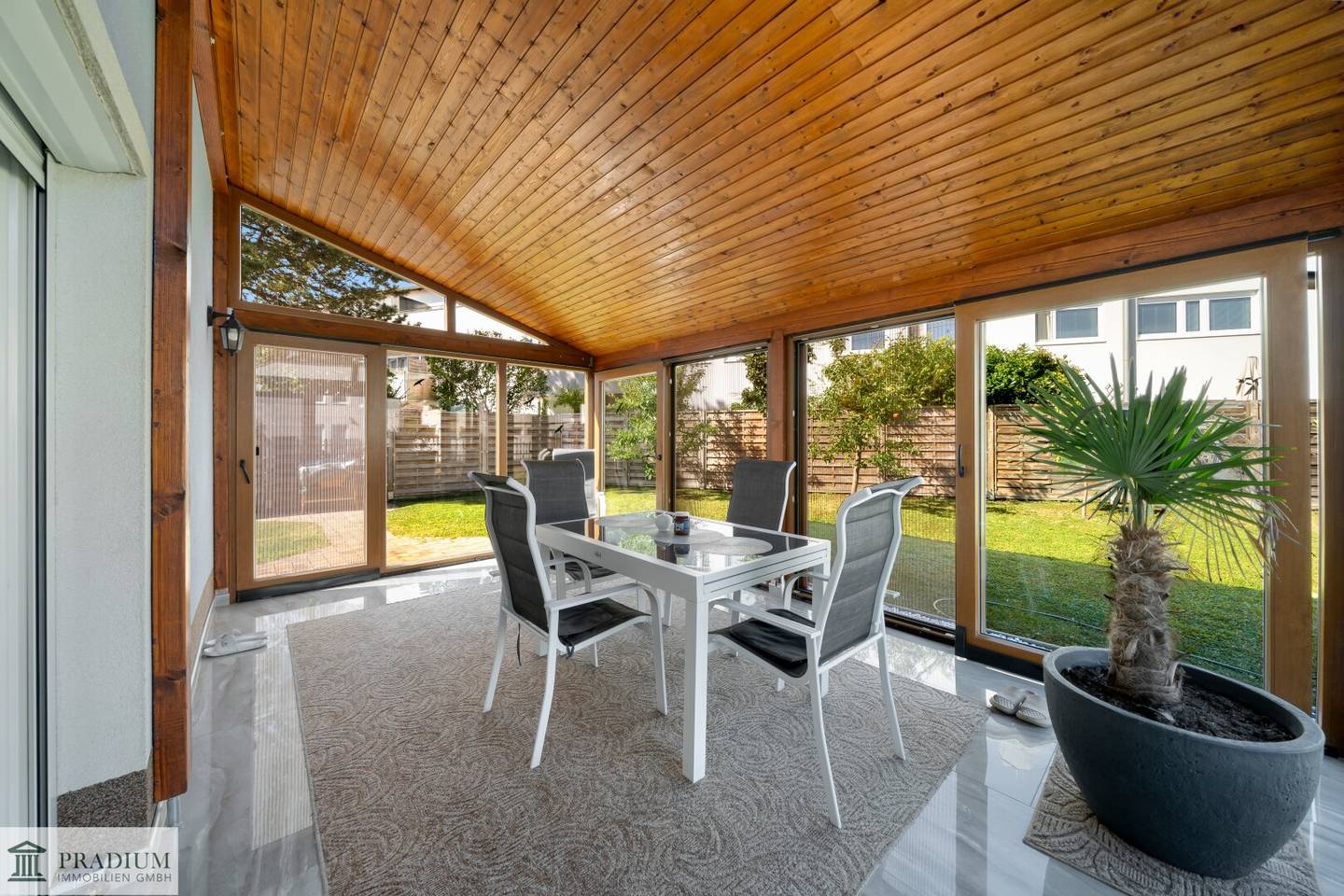 Koffer packen und einziehen: Familienhaus mit 176 m² und Wintergarten in ruhiger Sackgasse
