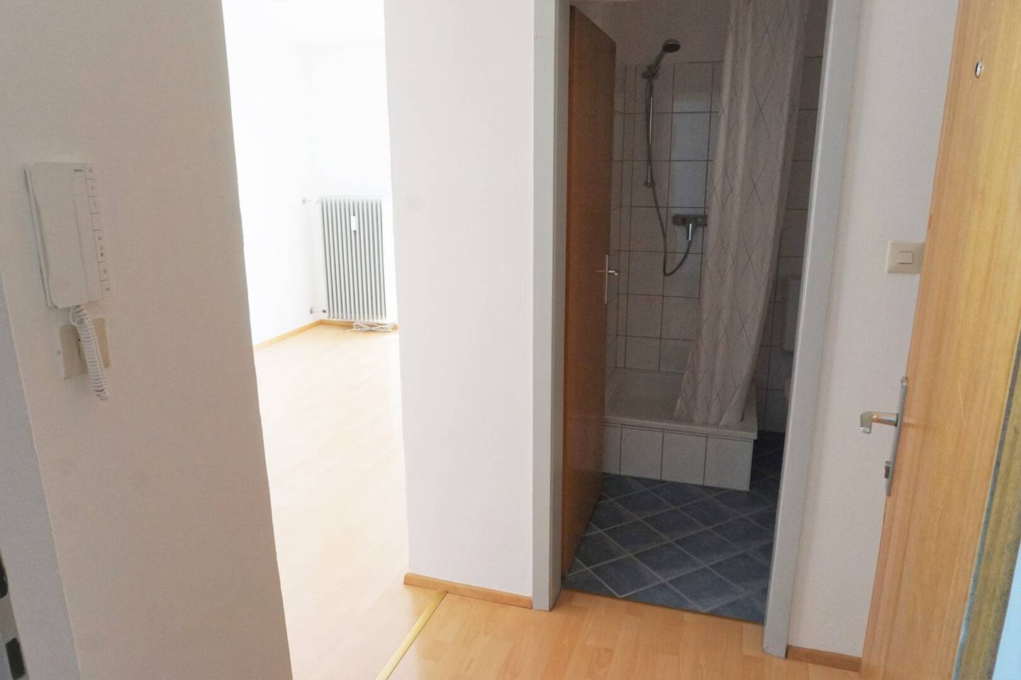Small studio with south balcony on Mitterweg