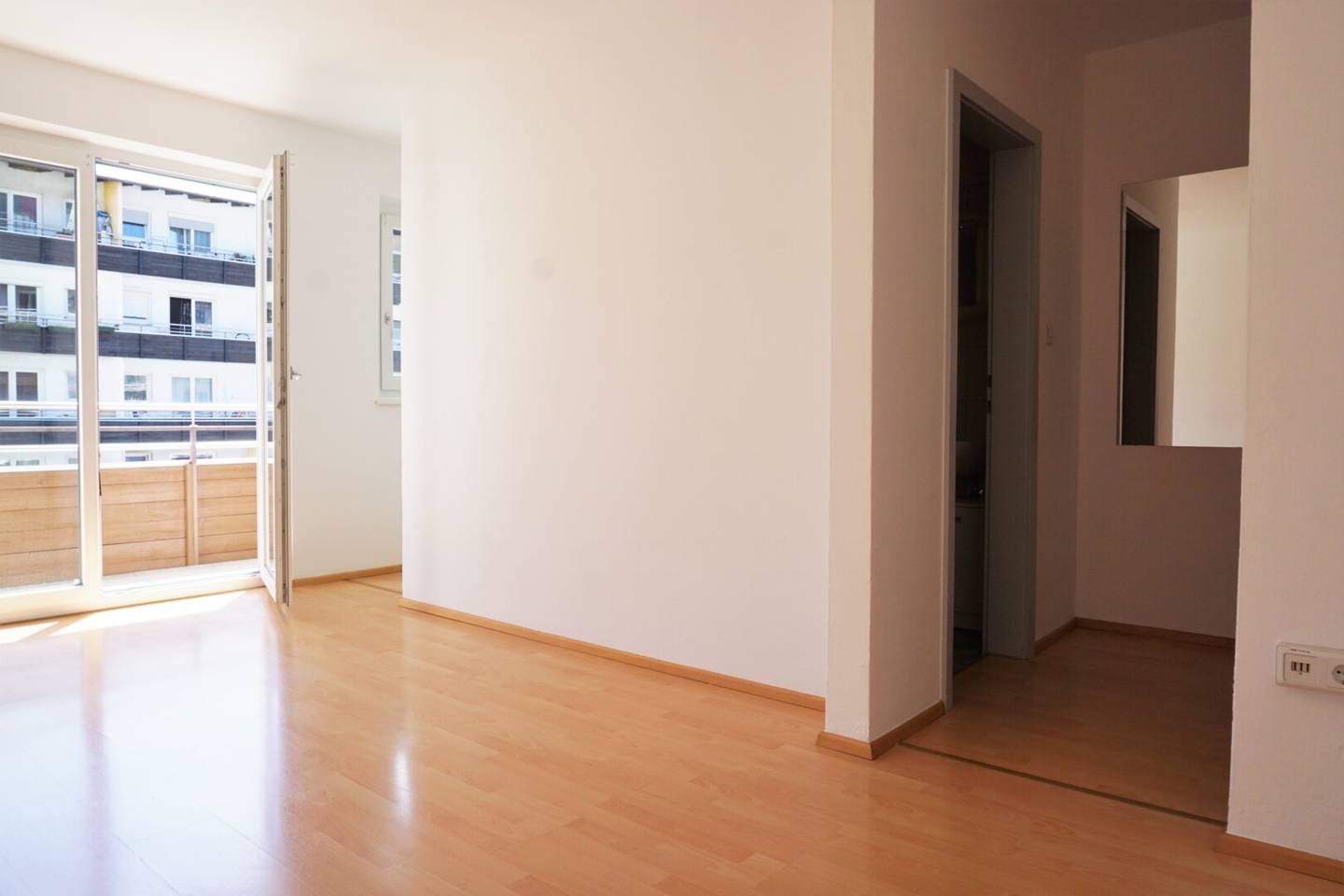Small studio with south balcony on Mitterweg
