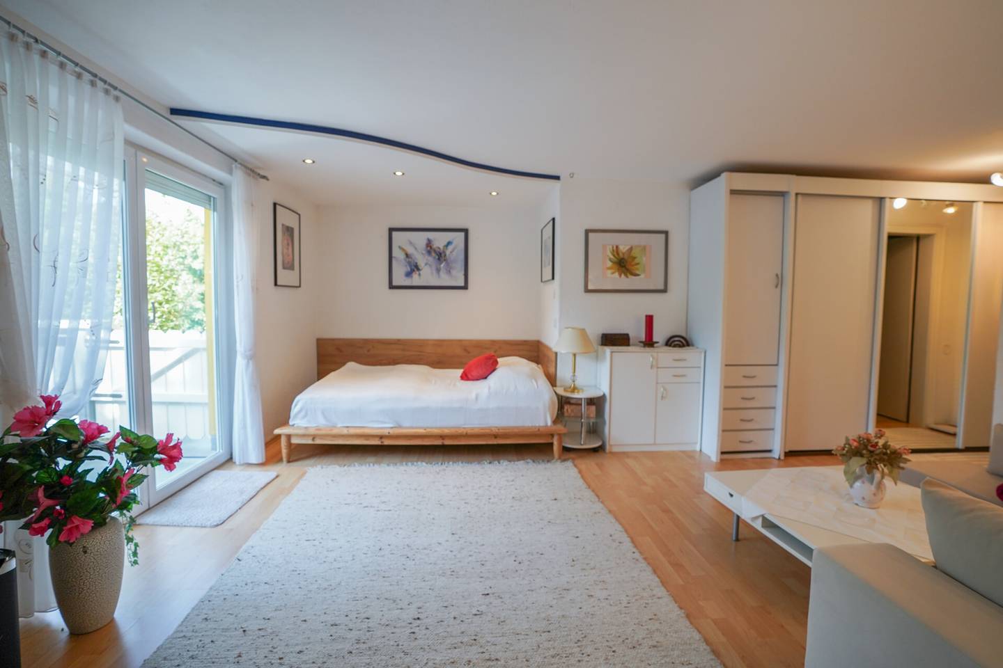 Erdgeschosswohnung close to nature with large terrace and fully equipped