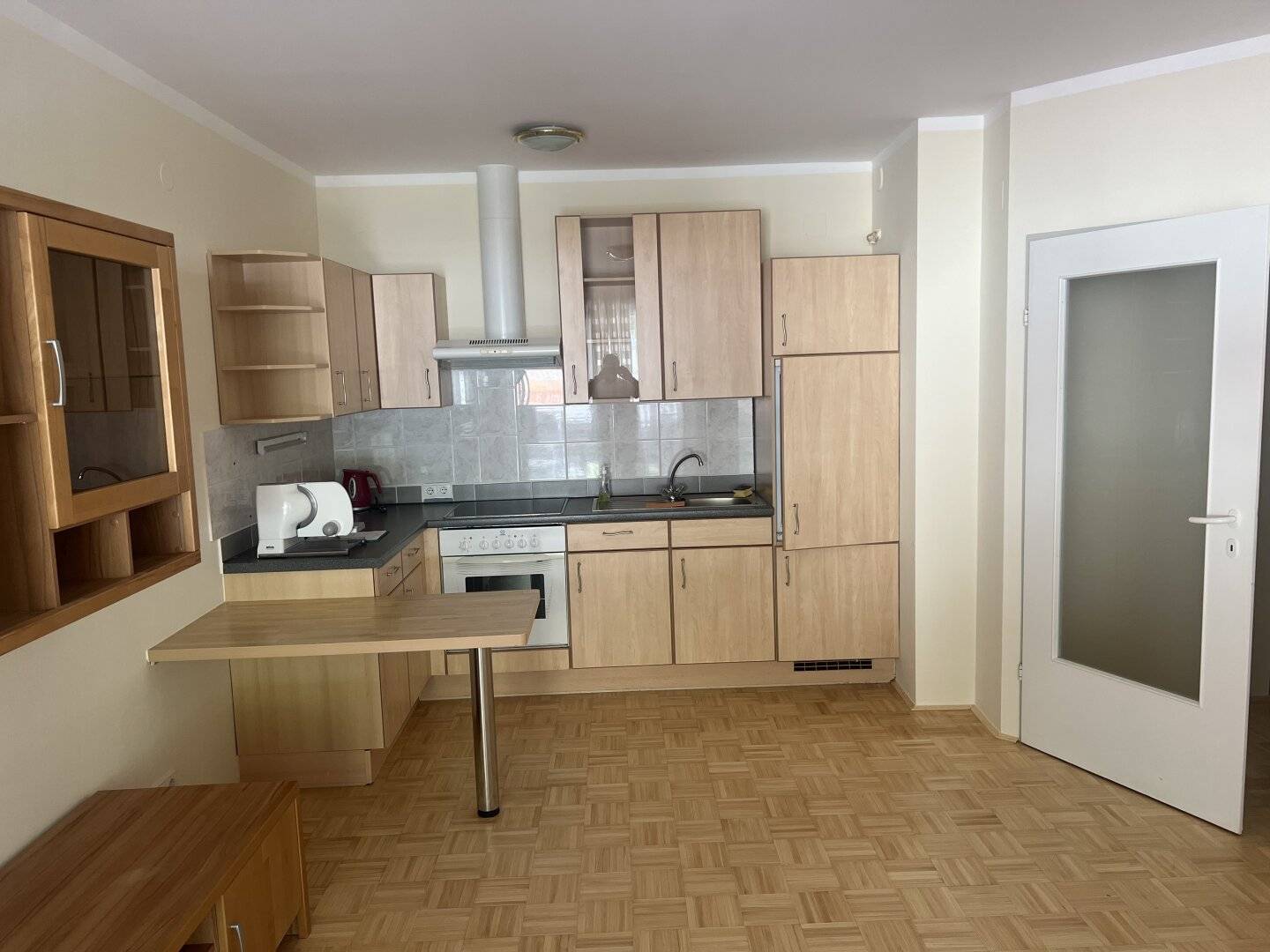 Bright 3-room apartment with balcony and parking space in Bad Eisenkappel