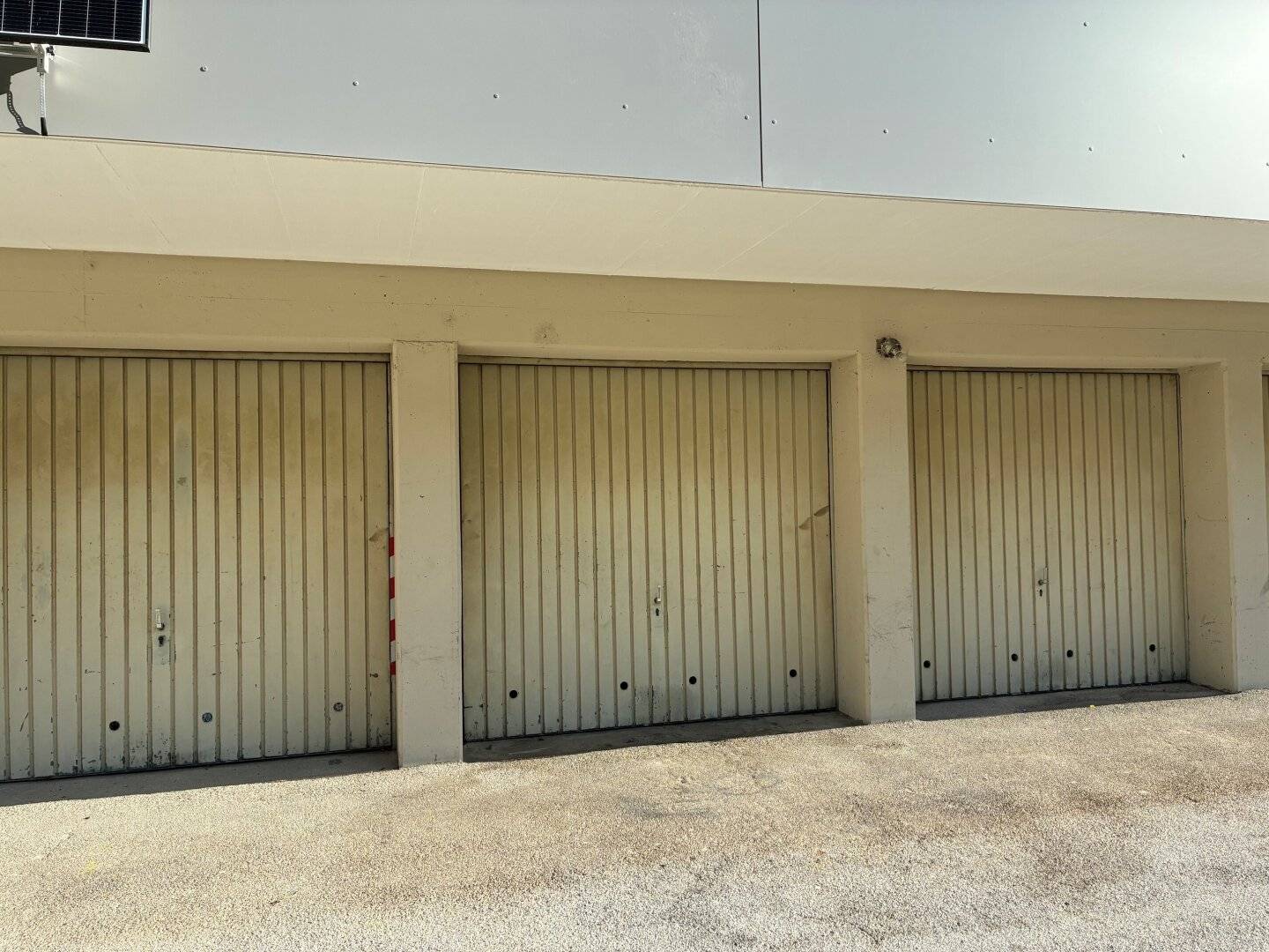 Your secure garage with extra space