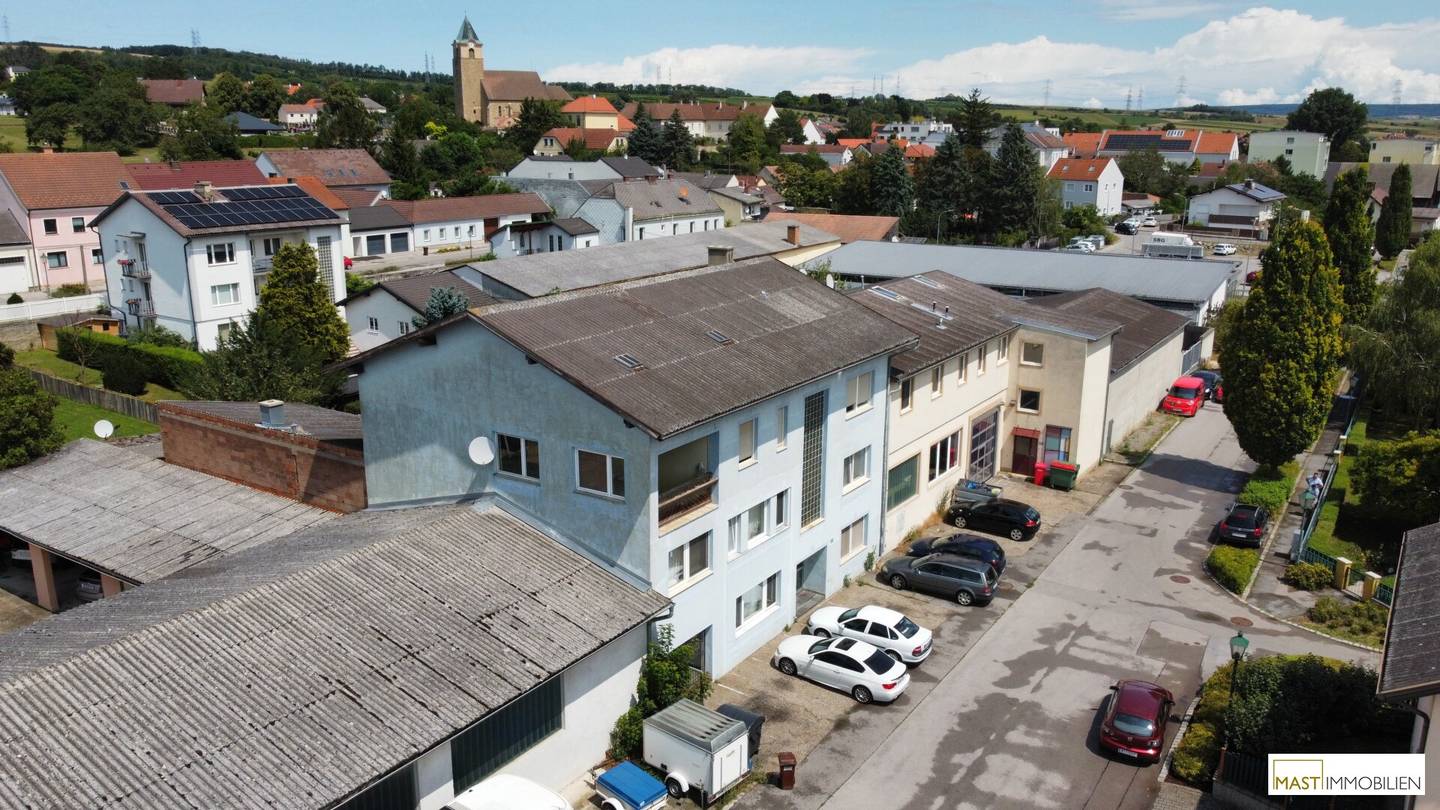 INVESTORS take note - Multi unit house in optimal location Land for development 5 min from Korneuburg