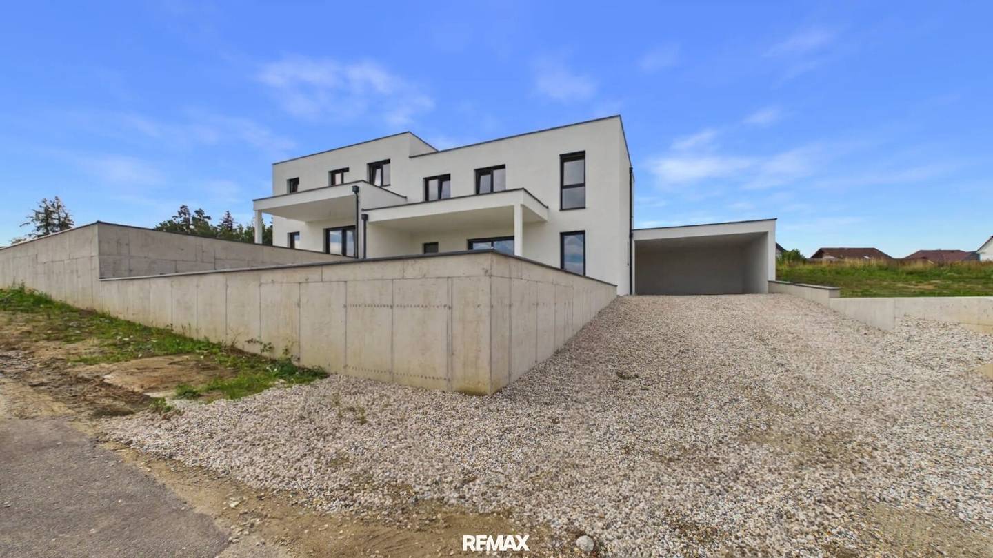 Haus mit Pool,  nur 25 min von Linz!