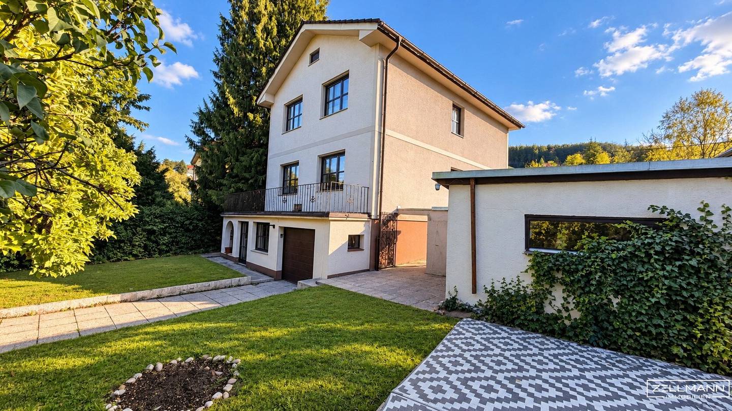GABLITZ | GEPFLEGTES EINFAMILIENHAUS MIT GARTEN, TERRASSEN &amp; GARAGE IN RUHELAGE AM HAUERSTEIG | ZELLMANN IMMOBILIEN