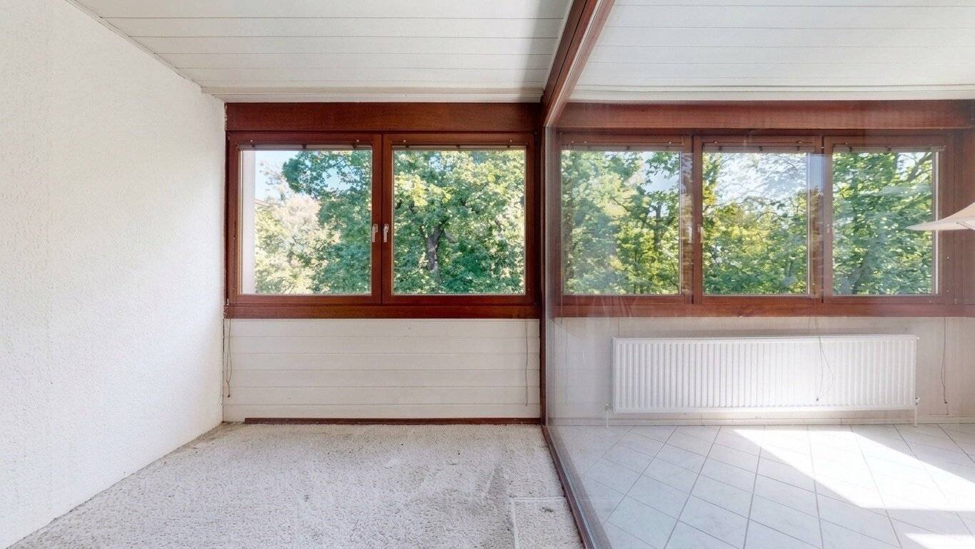 Extravagante Wohnung in begehrter Lage | 3 Zimmer | verglaste Loggia | Lift | TG-Stellplatz