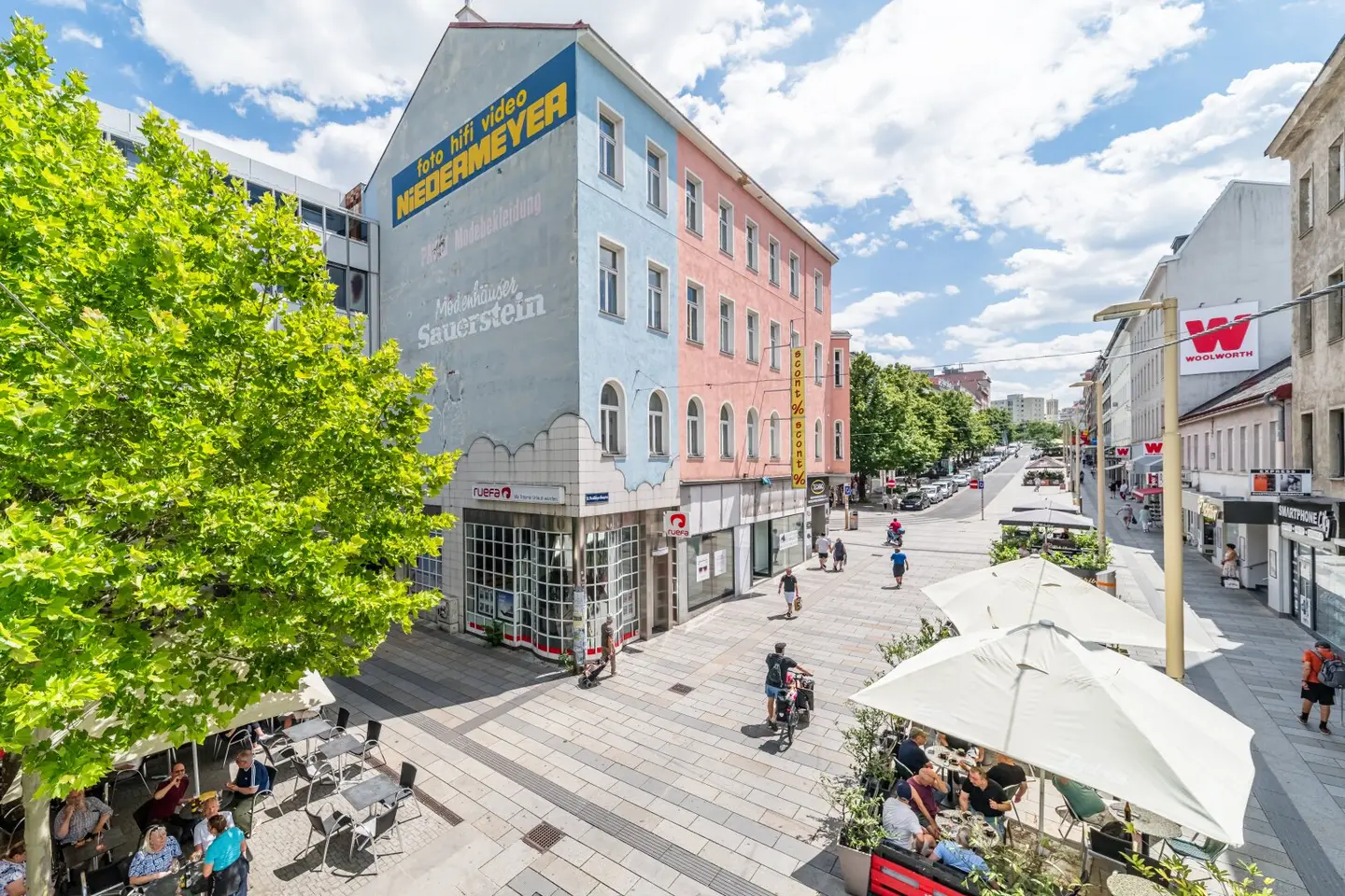 COMMERCIAL PREMISES | 1020 | 1060 | 1120 | approx. 5 % current yield