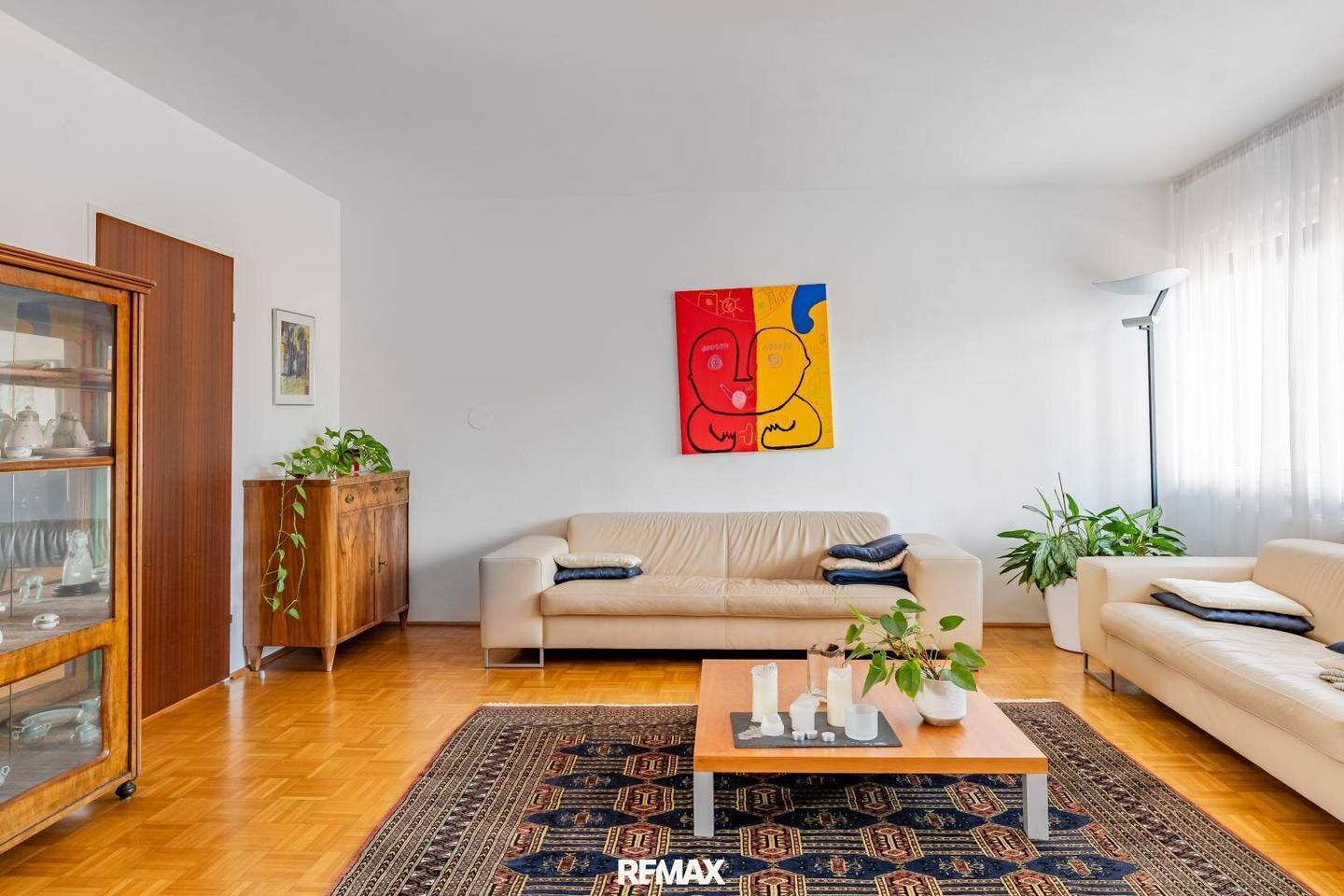 TOP LAGE - Familienwohnung mit Potential am Römerberg