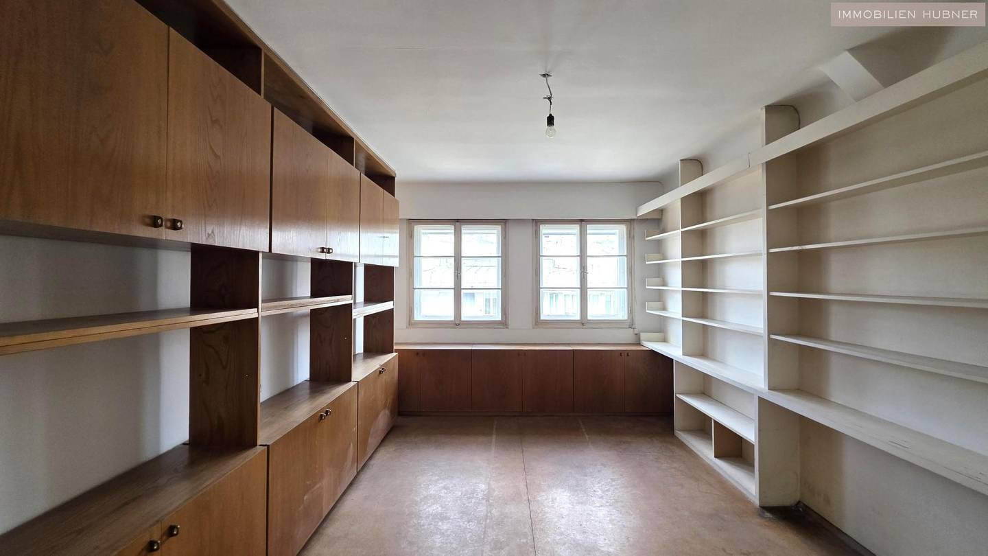 Dachgeschosswohnung im Altbau nahe U3 und U4