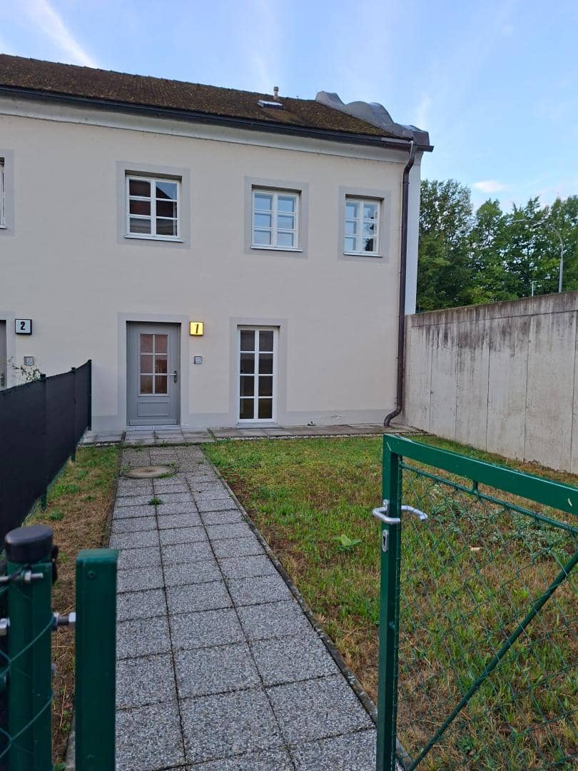 Apartment in the heritage protected Stift Gleink with garden