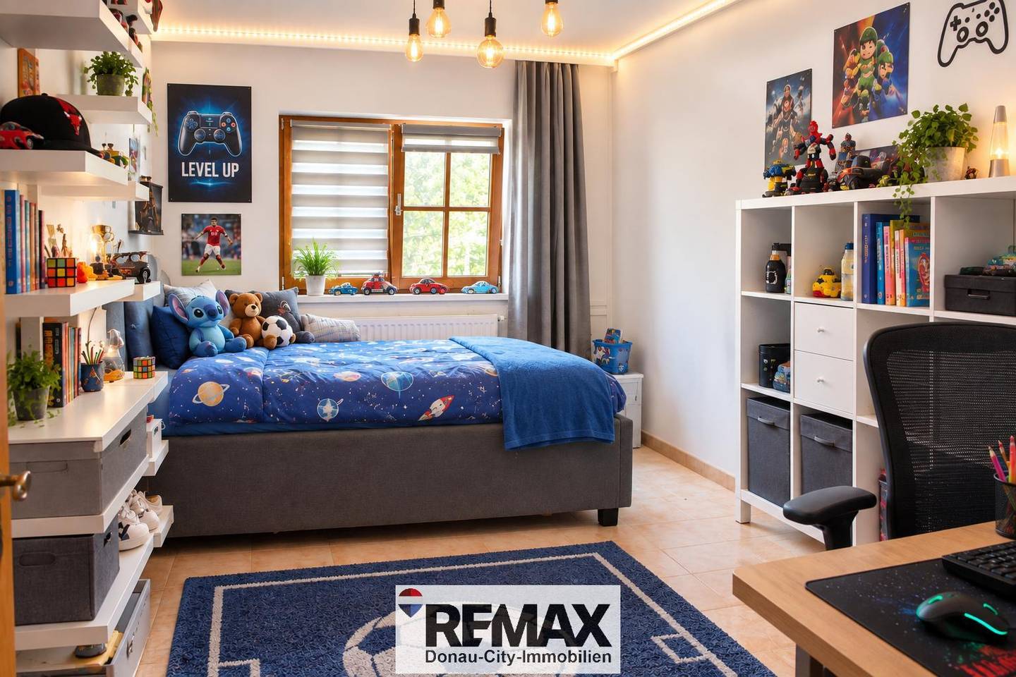 Gepflegte Familienwohnung mit großem Garten und Garage