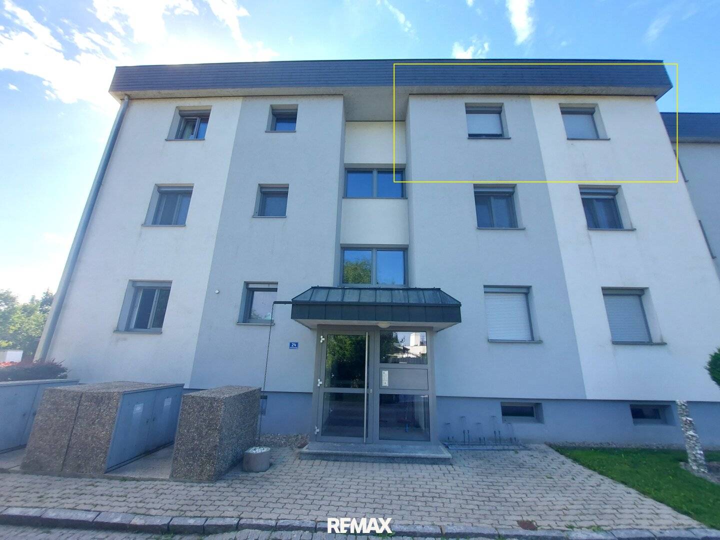 Helle 4-Zimmer Wohnung mit Loggia.