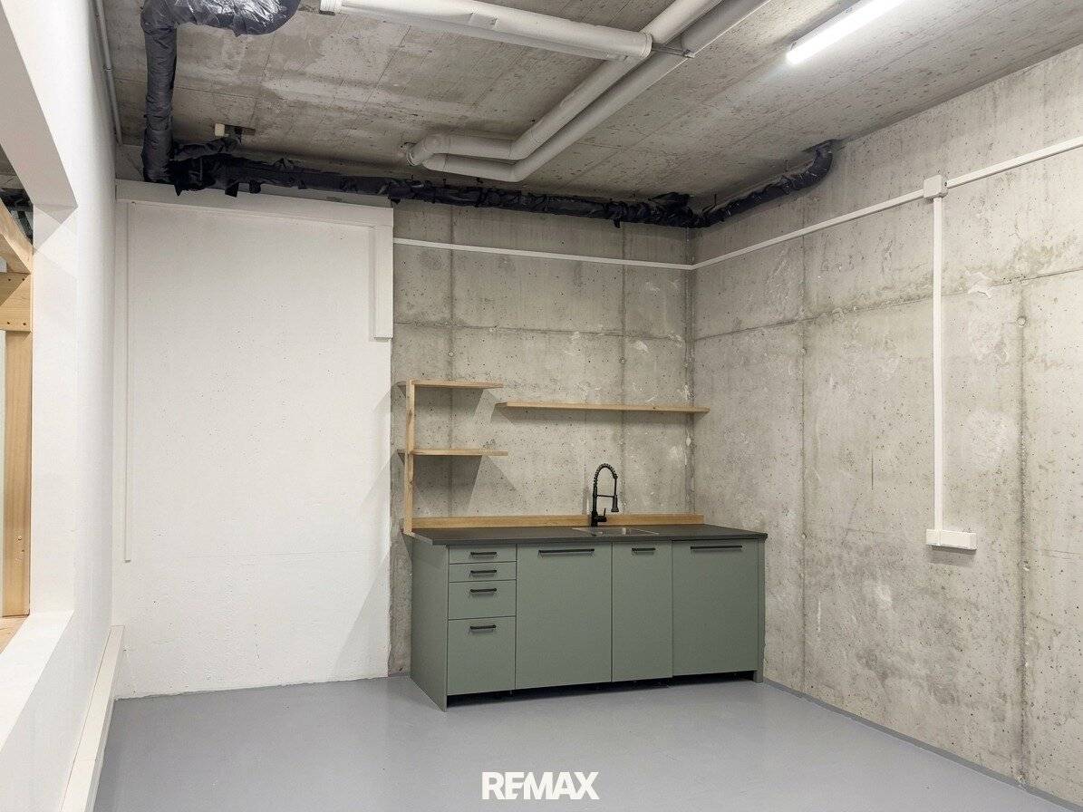 120 m² for your business idea – Commercial space in Graz-Andritz
