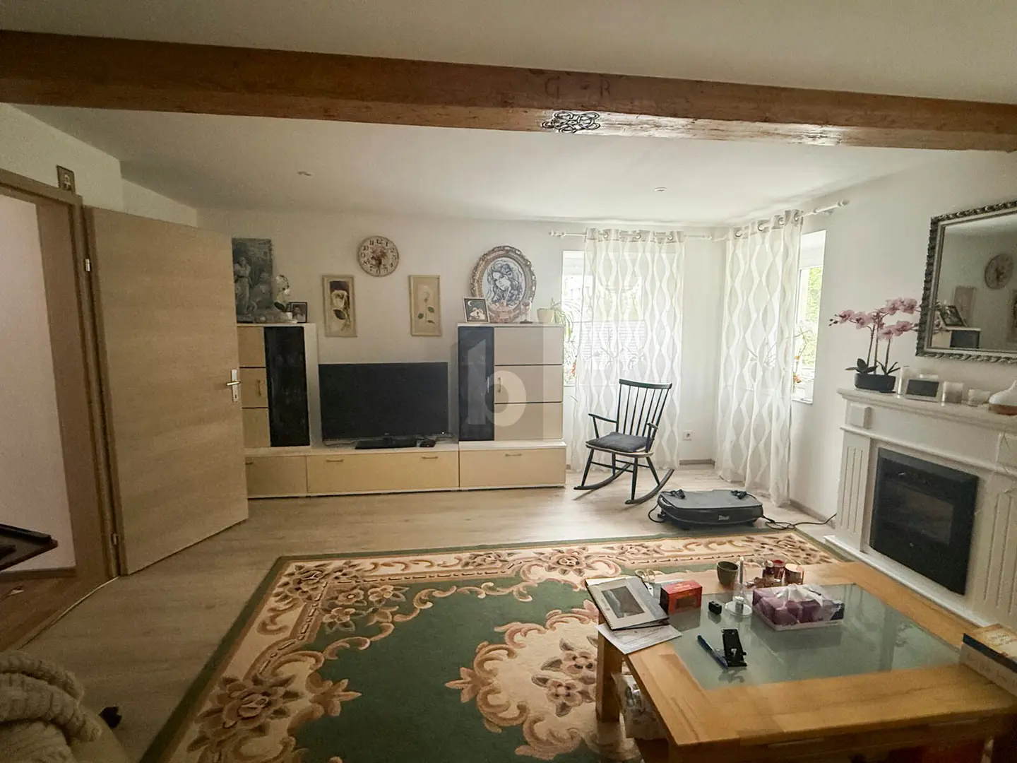 Ruhige Familienwohnung mit Garten und Carport