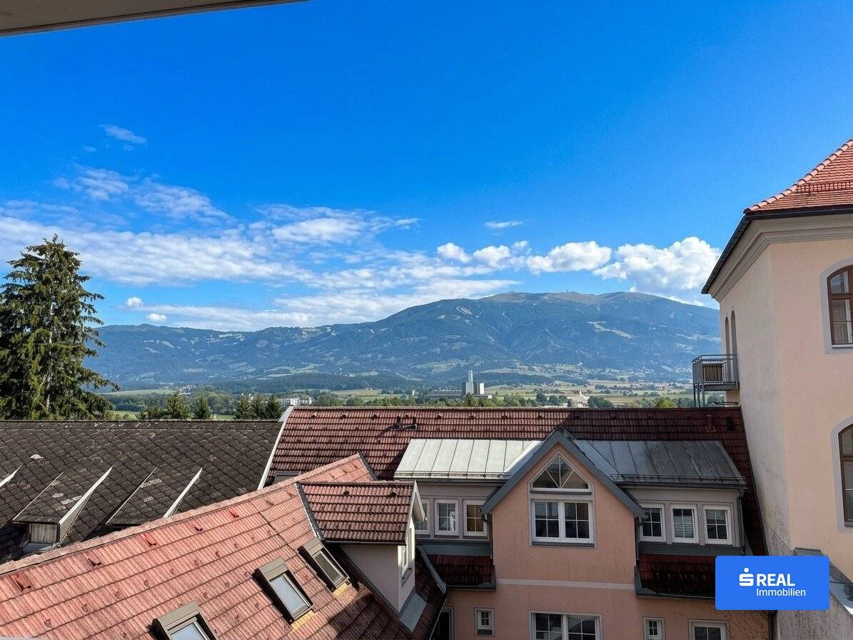 Großzügige Eigentumswohnung mit Koralpenblick im Zentrum von St. Andrä im Lavanttal!