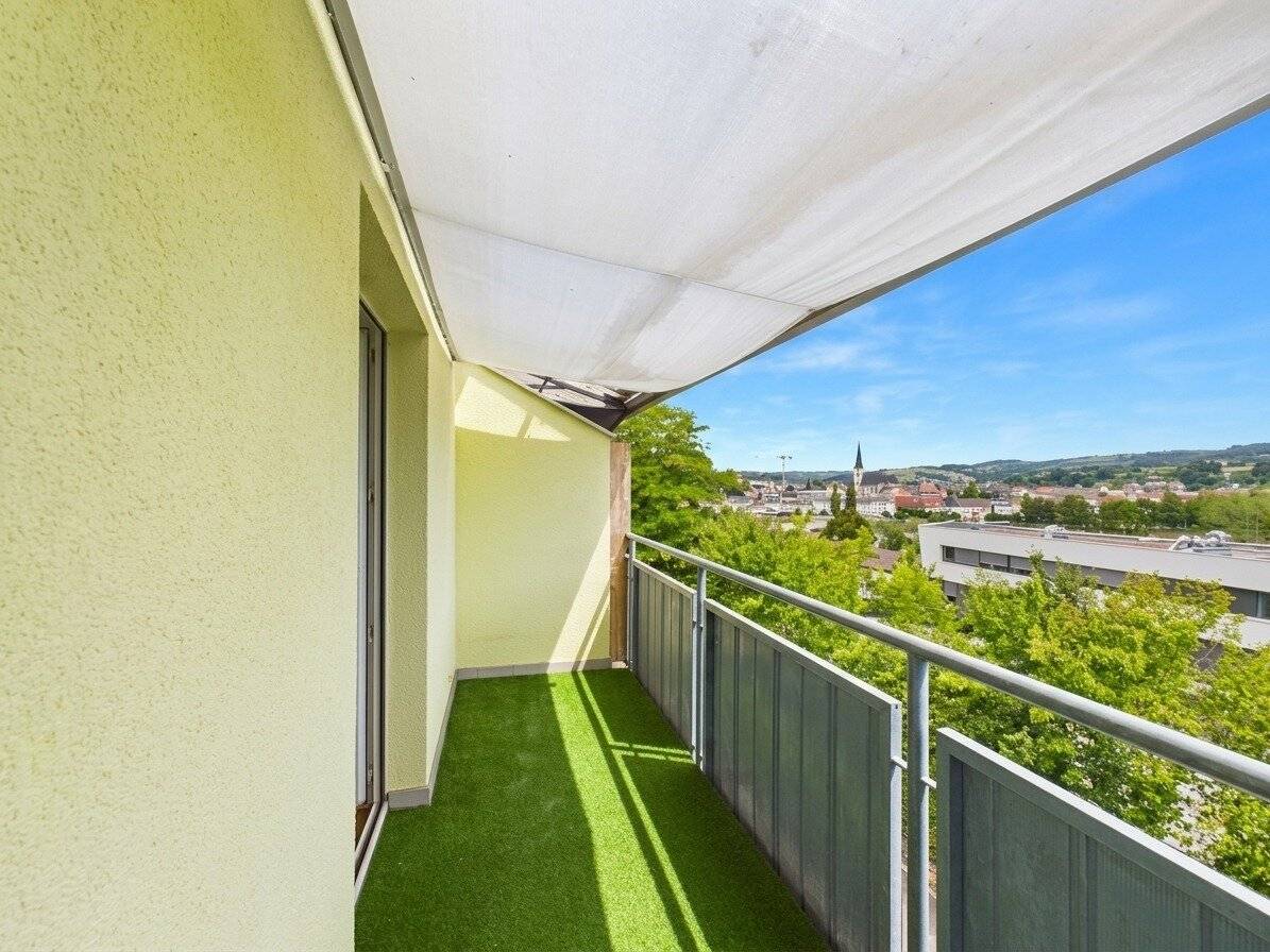Großzügige 4-Zimmer-Wohnung mit sensationeller Aussicht zu verkaufen