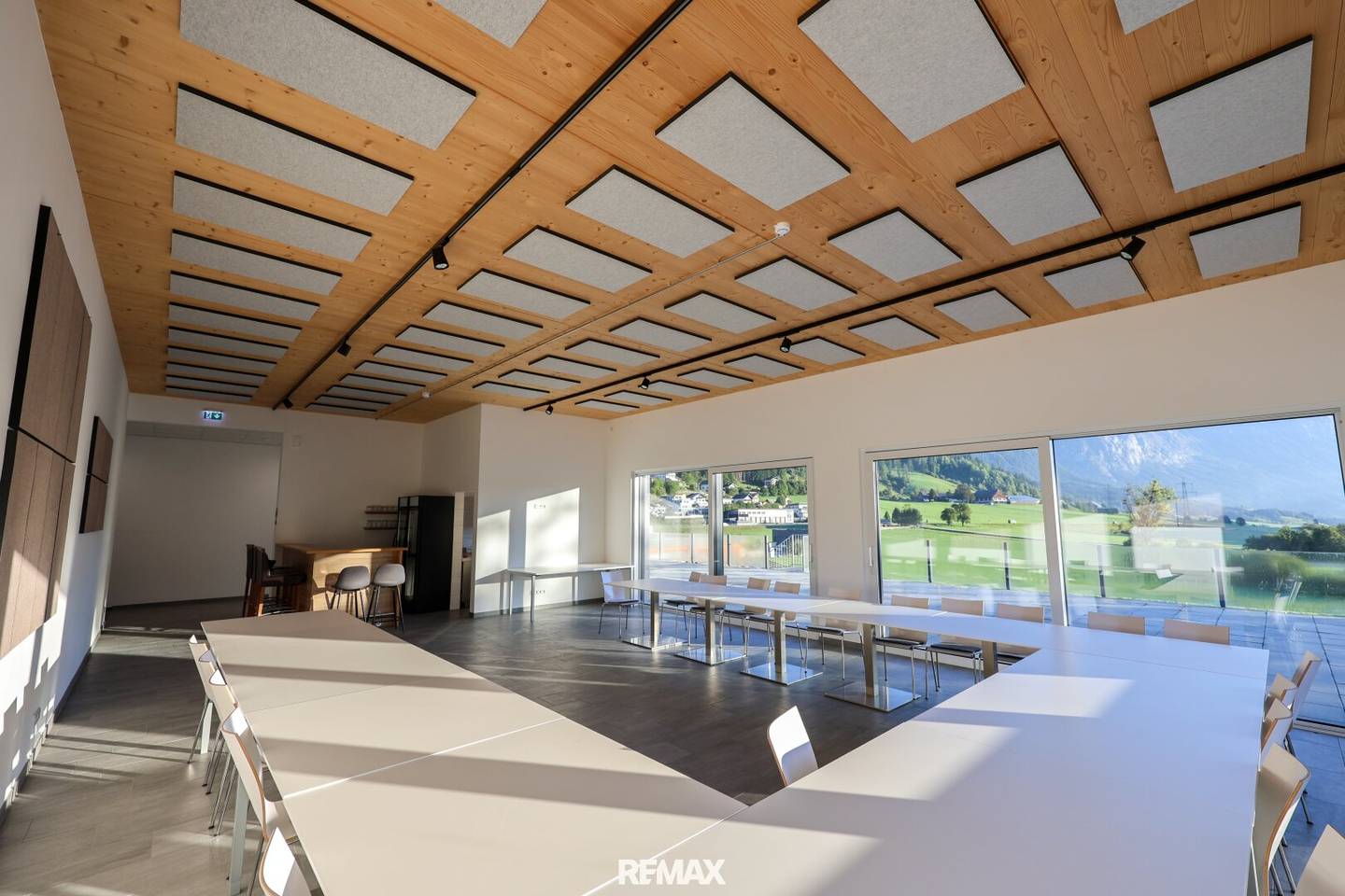 Flexible Business space in Gröbming for office, practice, retail space, etc.
