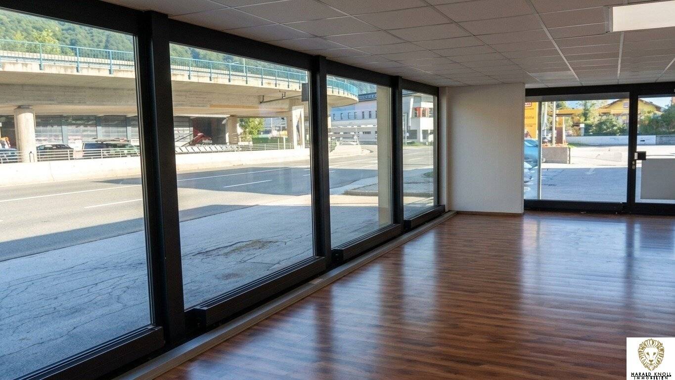Newly for rent: Top office / commercial premises in central location of Schwaz