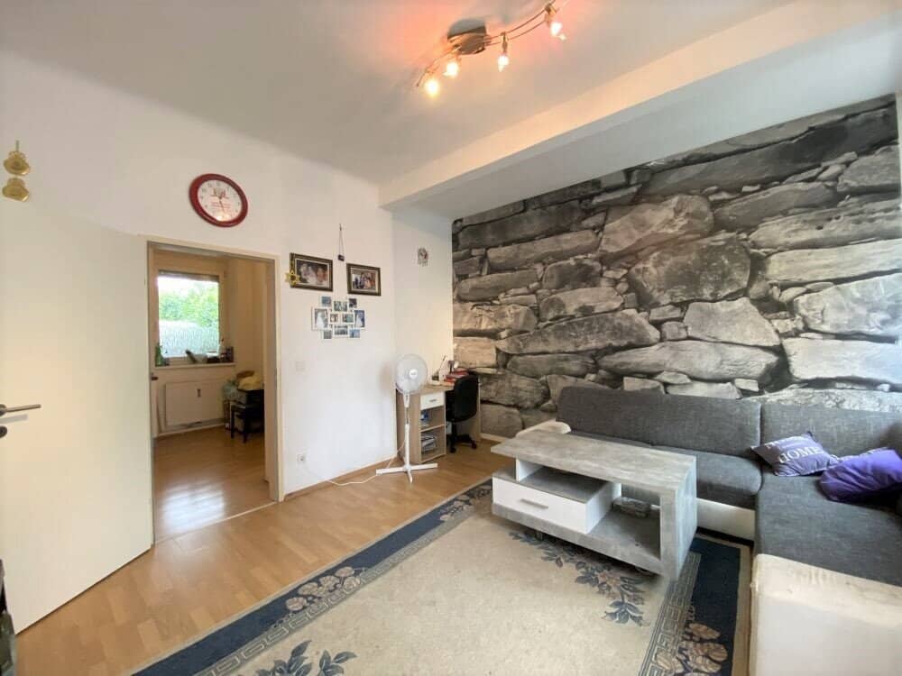 Commission-free - Very well maintained 2-room apartment with separate kitchen in the Graz district Liebenau