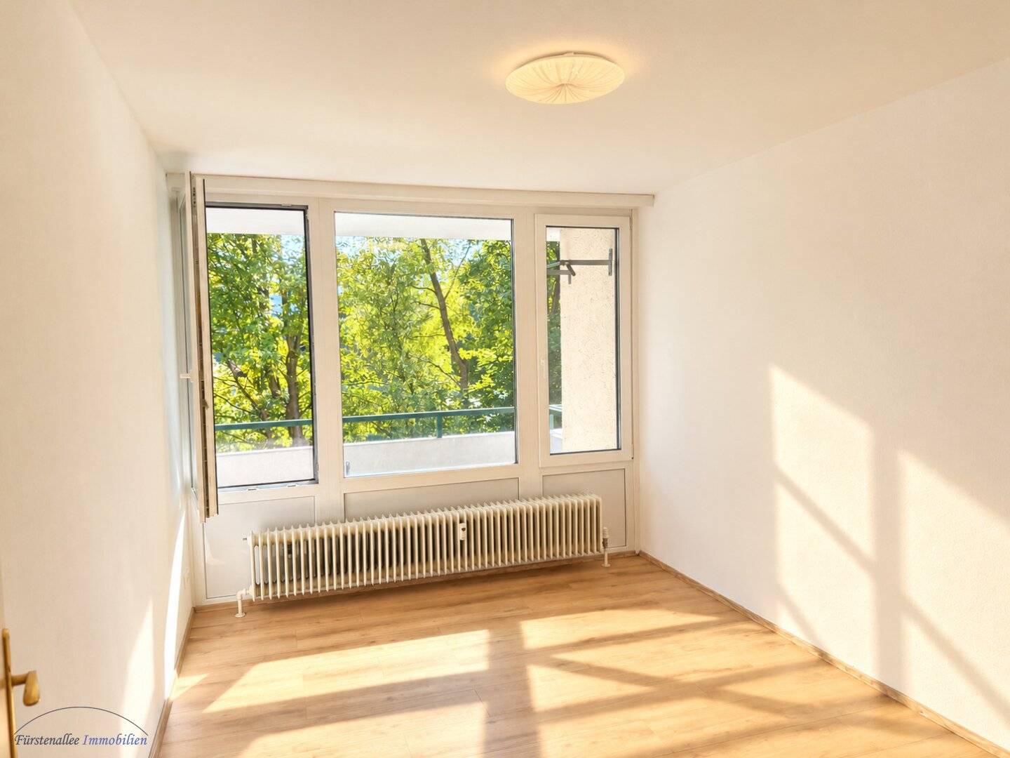 Zu Fuß auf die UNI - NAWI - MIETE SALZBURG-STADT - Topstadtteil NONNTAL: Hofhaymer Allee 17 115 m² 5-Zimmer-Wohnung - inkl. 9 m² Ost-Loggia - ideal/gerne auch als Wohngemeinschaft/WG für Studierende