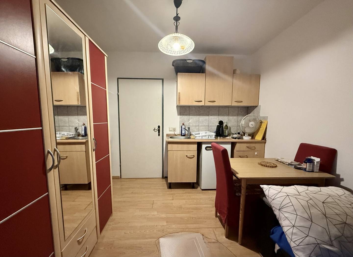 FIXPREIS – Mo 21.09.26 um 18:15 Uhr Leistbare 1-Zimmer-Wohnung in Wels.