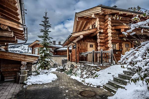 Unique chalet complex at Hochkönig in Maria Alm - Hintermoos – Ski-in/Ski-out with 4 chalets and private residential house - Safe Iseland Austria