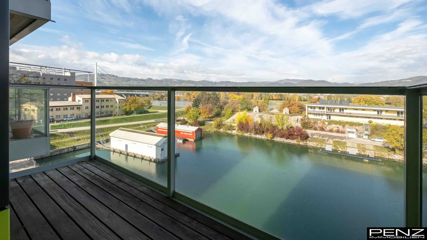 LINZ: Donaupromenade. charmante 2-Zimmer-Wohnung mit Donaublick