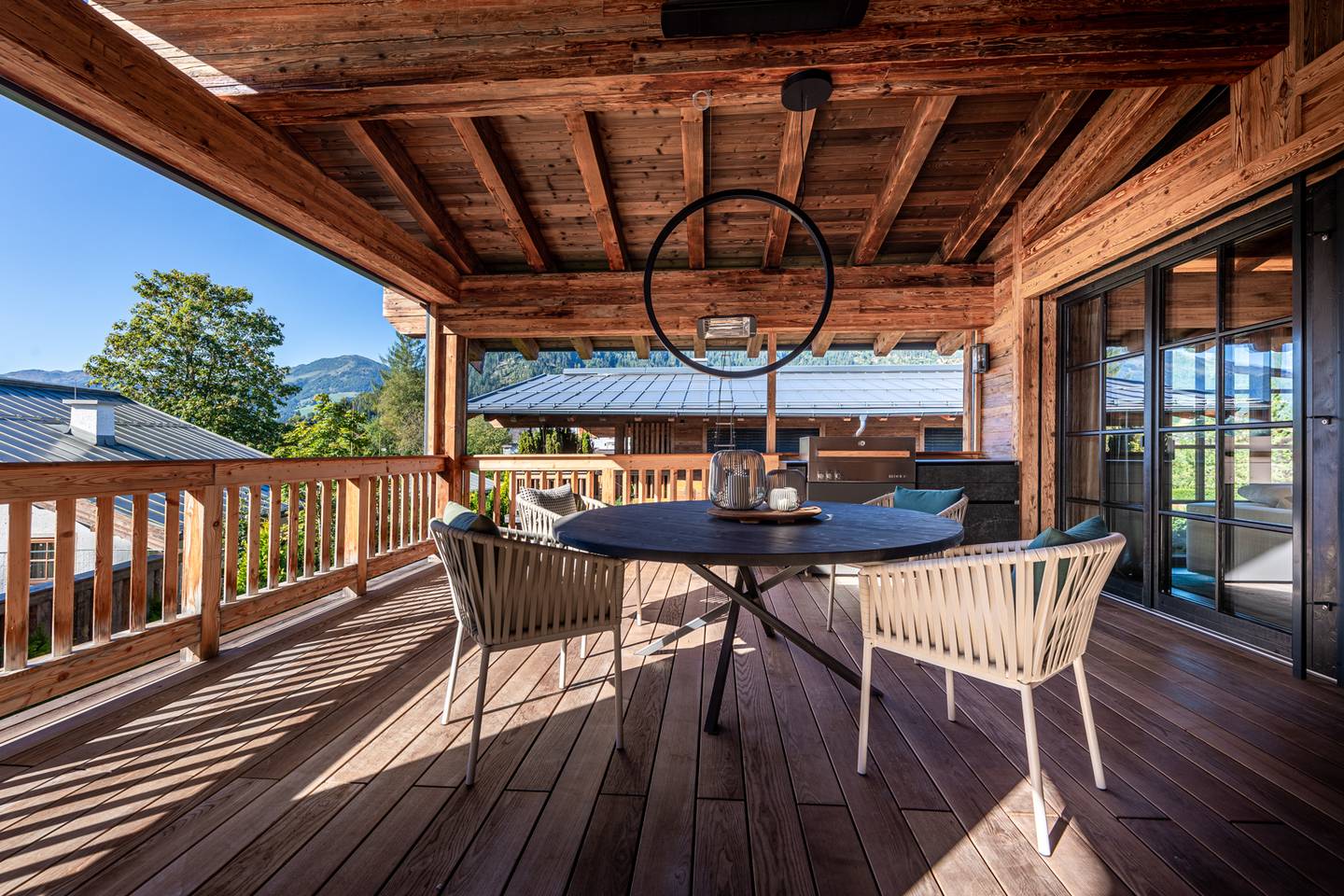 Neubauwohnung mit Spa und Blick auf die Alpen