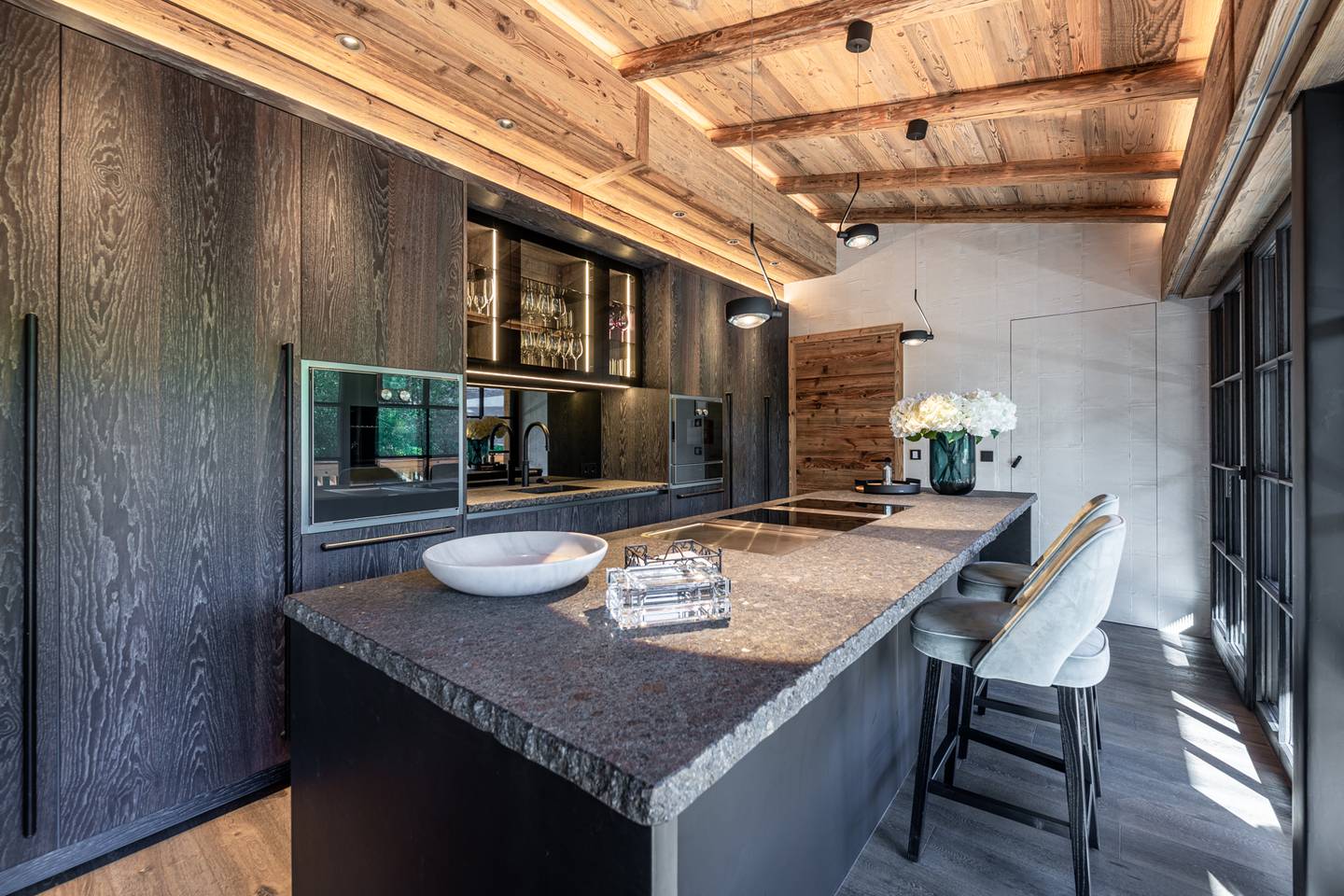 Neubauwohnung mit Spa und Blick auf die Alpen