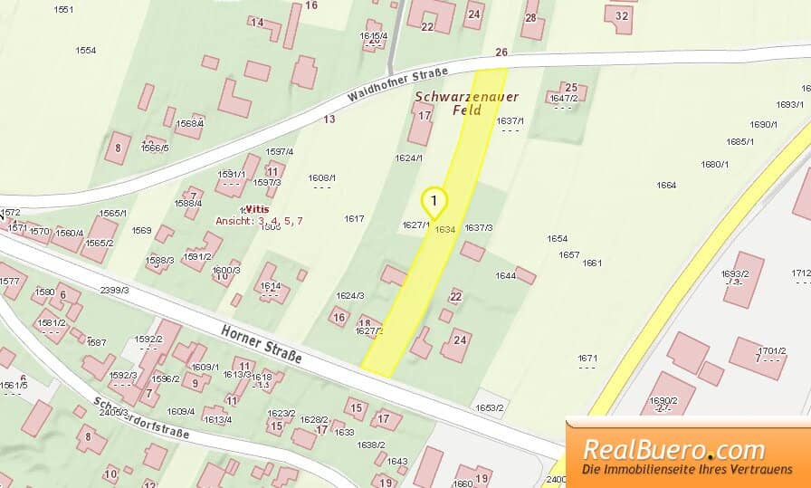 Residential and commercial building in the center of Vitis with green area and outbuildings (1.236m²) and building land (3261m²)