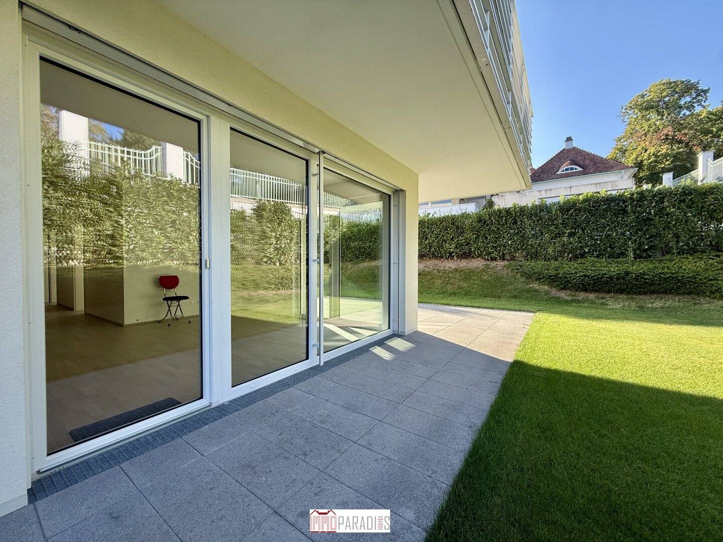Like-new 3-room garden apartment in exclusive location at Badener Mitterberg