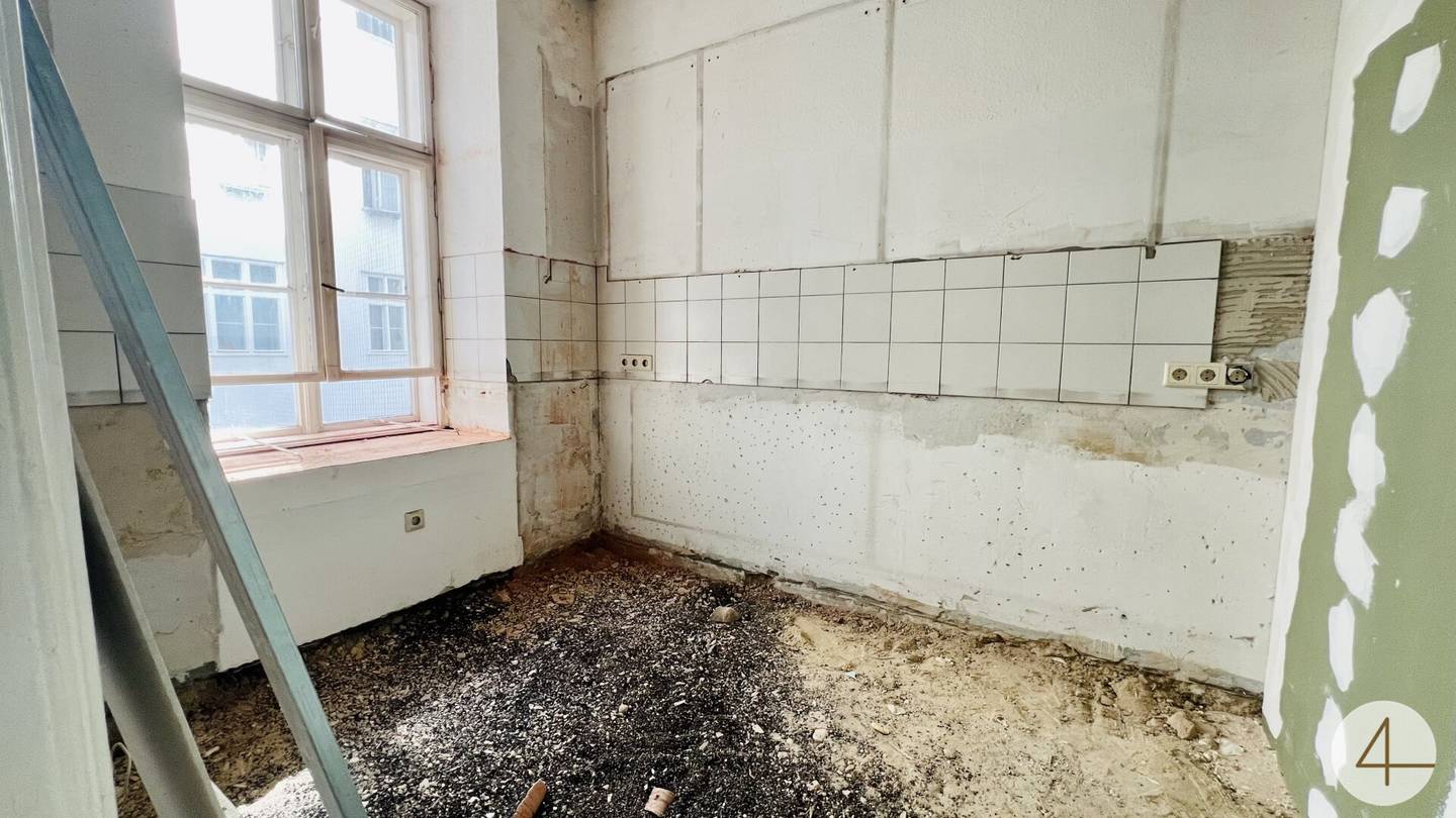 Sanierungsbedürftige 2-Zimmer-Altbauwohnung im Alsergrund