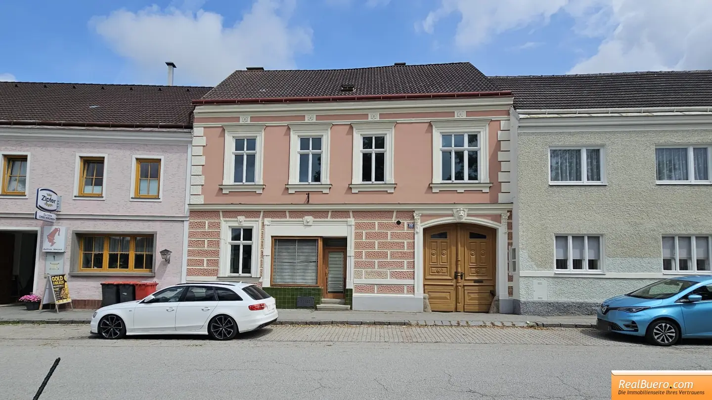 Attractive building plot with 3261m2 in Vitis in the idyllic Waldviertel for realizing individual residential dreams