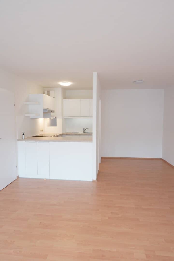 1020, Czerningasse/U1 Nestroyplatz, newly renovated 3-room apartment available for rent immediately - also suitable for flatshare