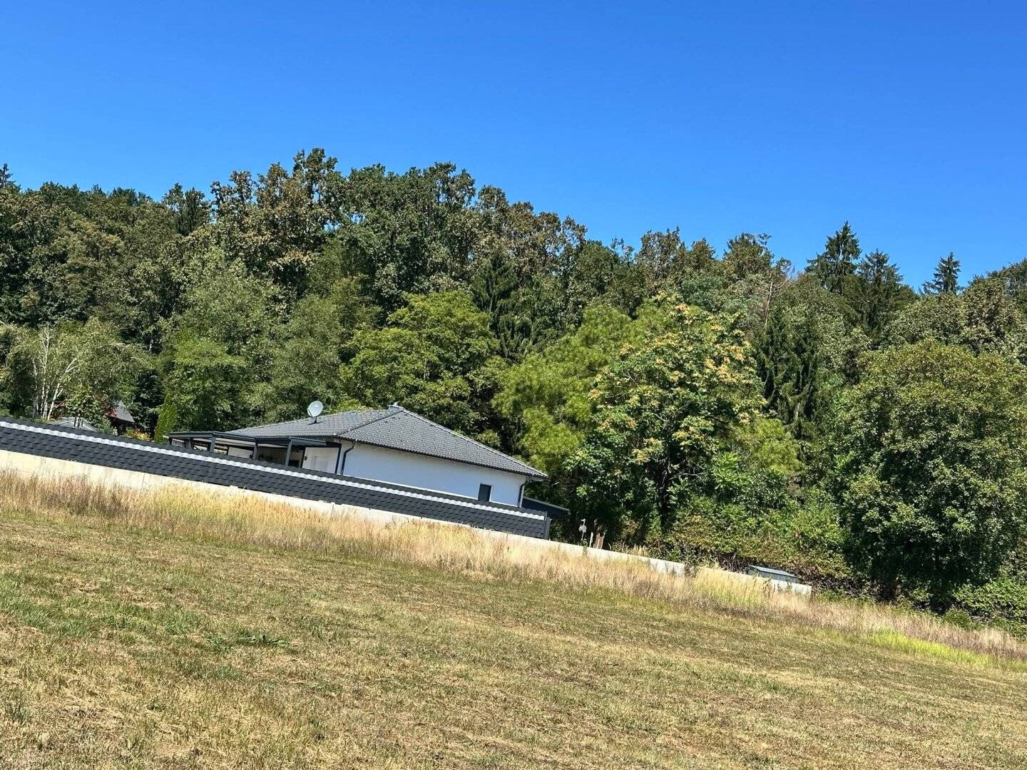 Sunny plot in Brunn near Fehring for sale ...!