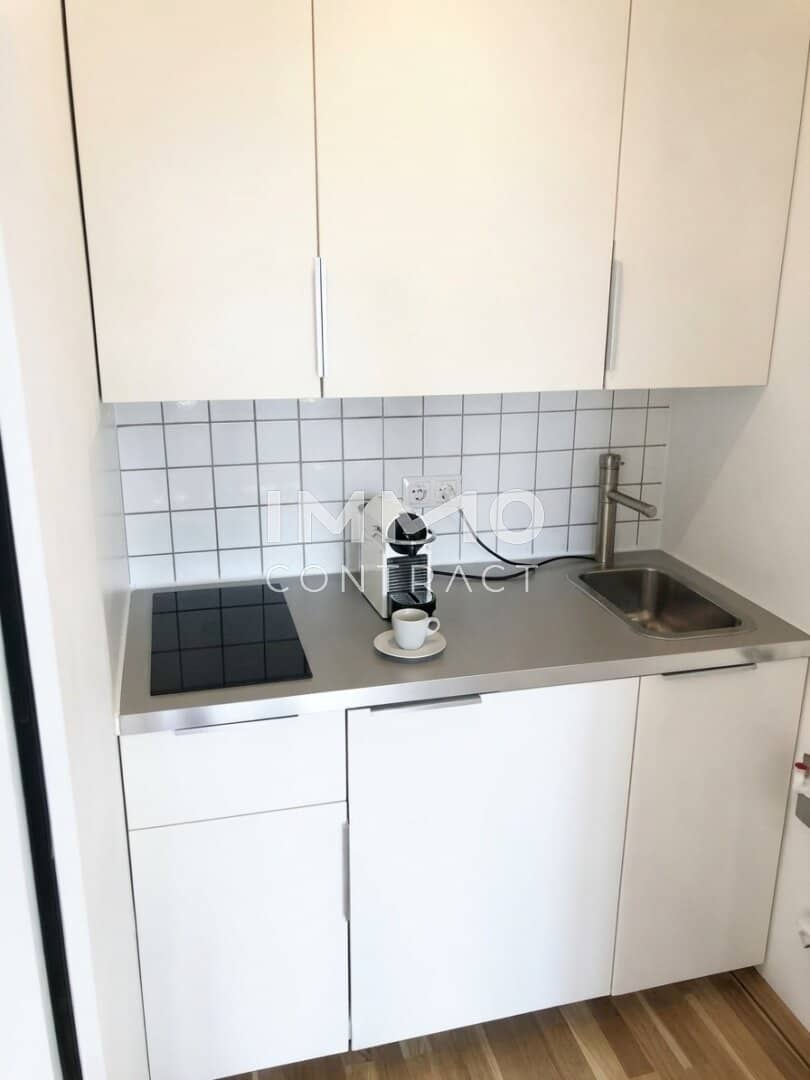 Andritz: Helle Garçonnière mit Südbalkon &amp; Stellplatz in Graz – ideal für Singles und Studierende