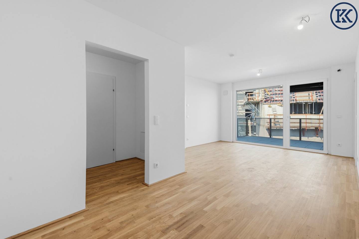 Exclusive living near Alte Donau Donauzentrum and U1 Kagran 74 condominiums and investment apartments
