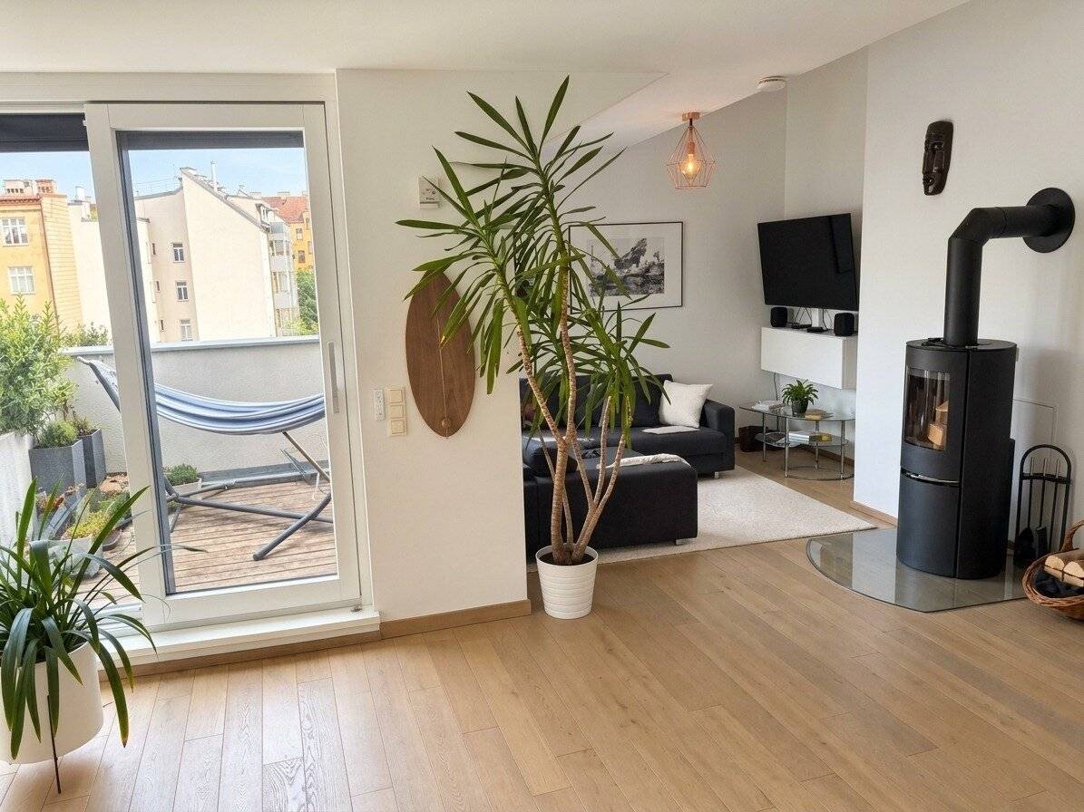 Traumhafte DG-Maisonette-Wohnung mit großer Terrasse in ruhiger Lage