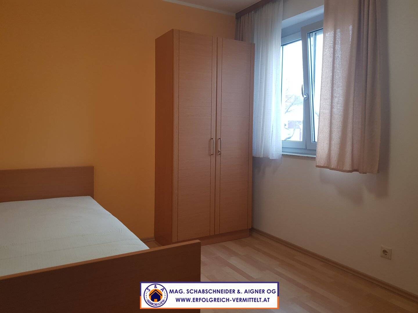 Studio apartment near the center