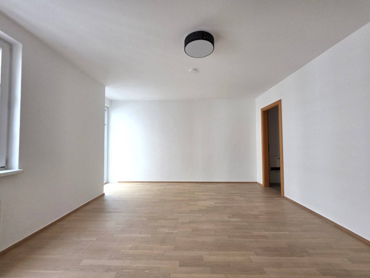 Top located 2-room apartment in Schlagergasse/Severingasse near Volksoper and WUK