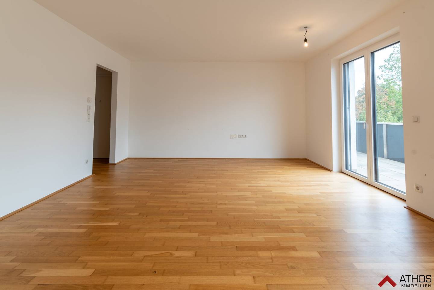 Moderne 3-Zimmer-Wohnung mit Küche in der Nähe des Pleschingersees