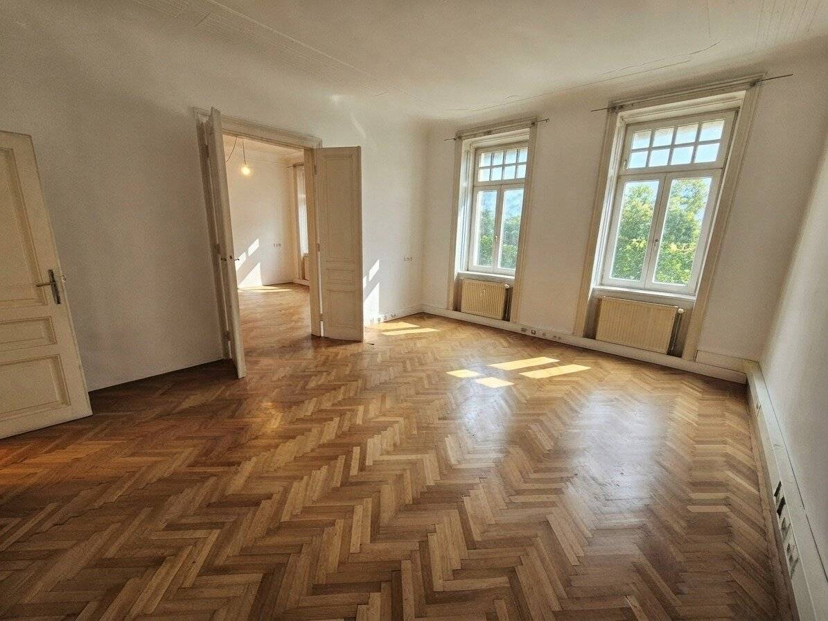 Vor den Toren Schönbrunns !  Unsanierte &amp; teilsanierte Wohnungen in der Winckelmannstraße 8 zu verkaufen !