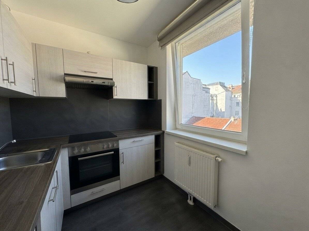 Ideally laid out 1-room apartment with ideal public transport connections