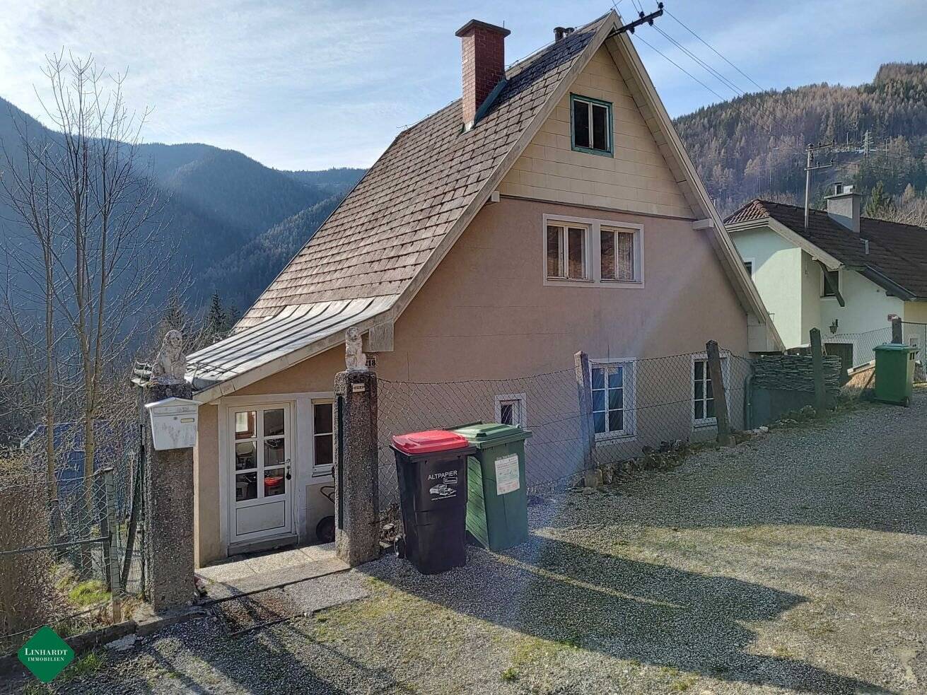 Single-family house with potential in a central location in Semmering