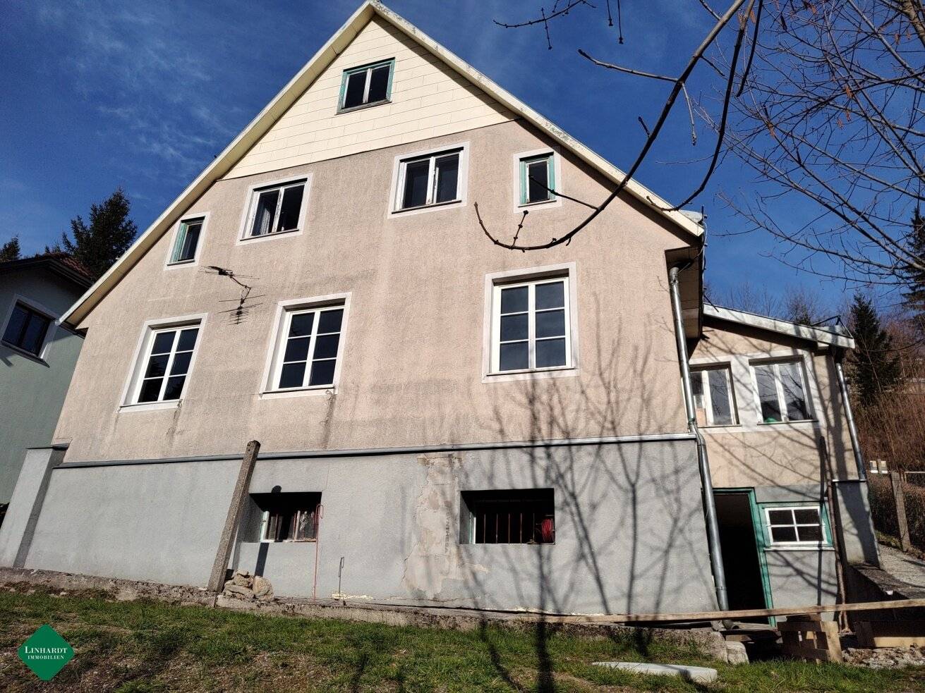 Single-family house with potential in a central location in Semmering